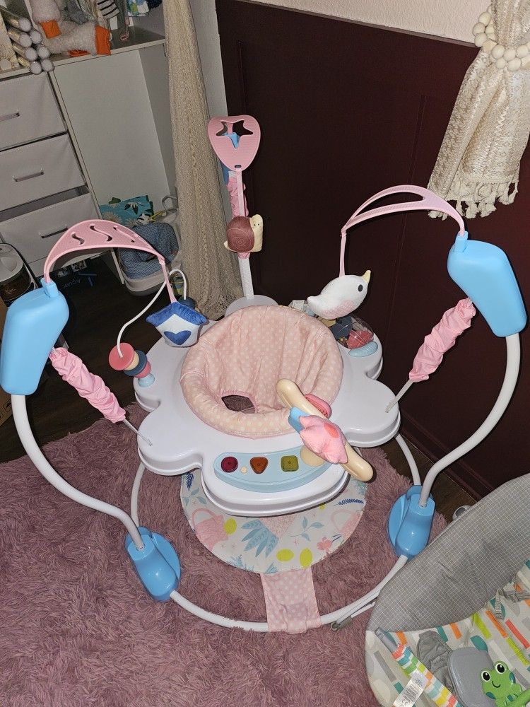 Activity Center/Bouncer