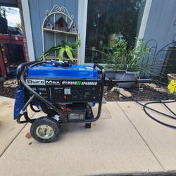 Easy Push Start-- Dual Fuel Almost New Generator