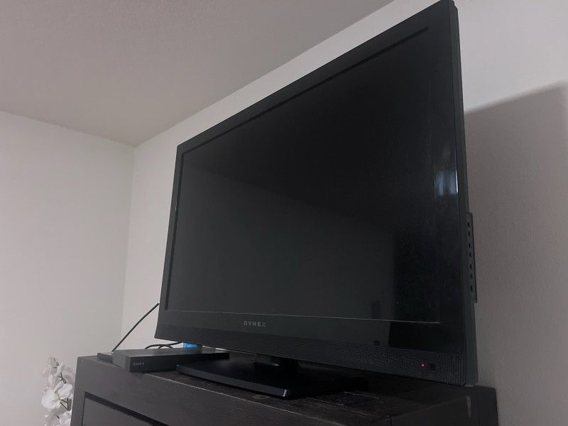 Old TV trying To Get Rid Of
