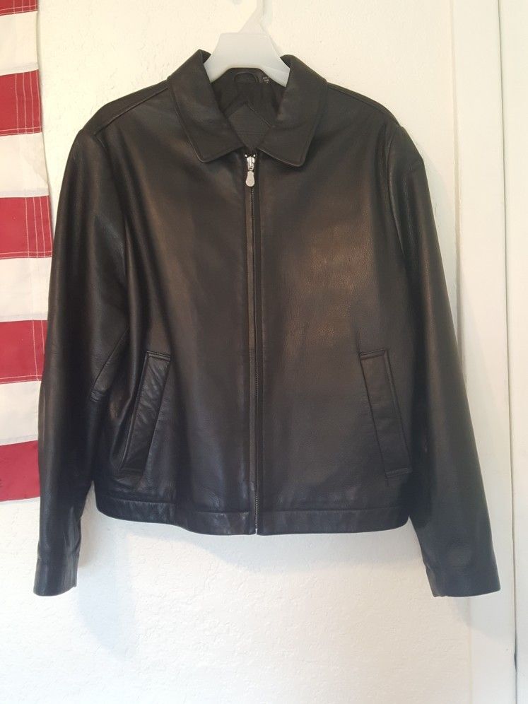 BEAUTIFUL Roundtree & York Leather Jacket Size Med Mens