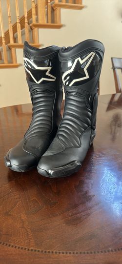 Alpinestare SMX-6 v2 race boots