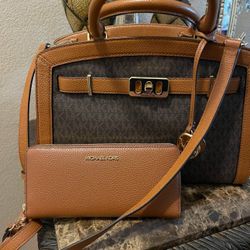 Michael Kors Purse & Wallet 