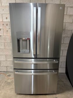 BEAUTIFUL GE PROFILE REFRIGERATOR LIKE NEW CONDITIOS
