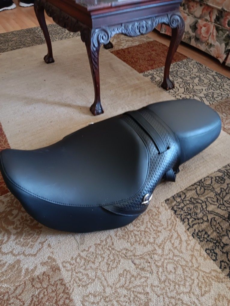 Harley Davidson Road King Seat