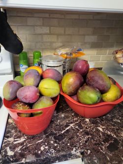 Delicious  Mangos 🥭