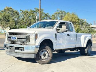 2018 Ford F350 Super Duty Super Cab