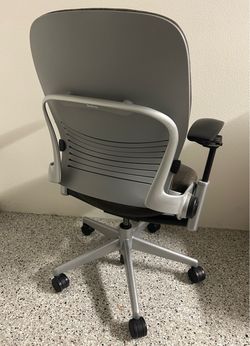 Steelcase Leap V2 Desk Chair
