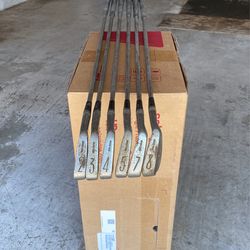 Vintage Wilson Imperial 500 Irons 2,3,4,5,7,8