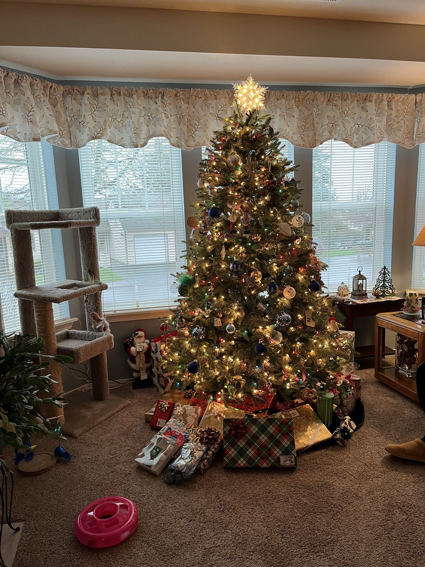 Balsam Hills Christmas Tree