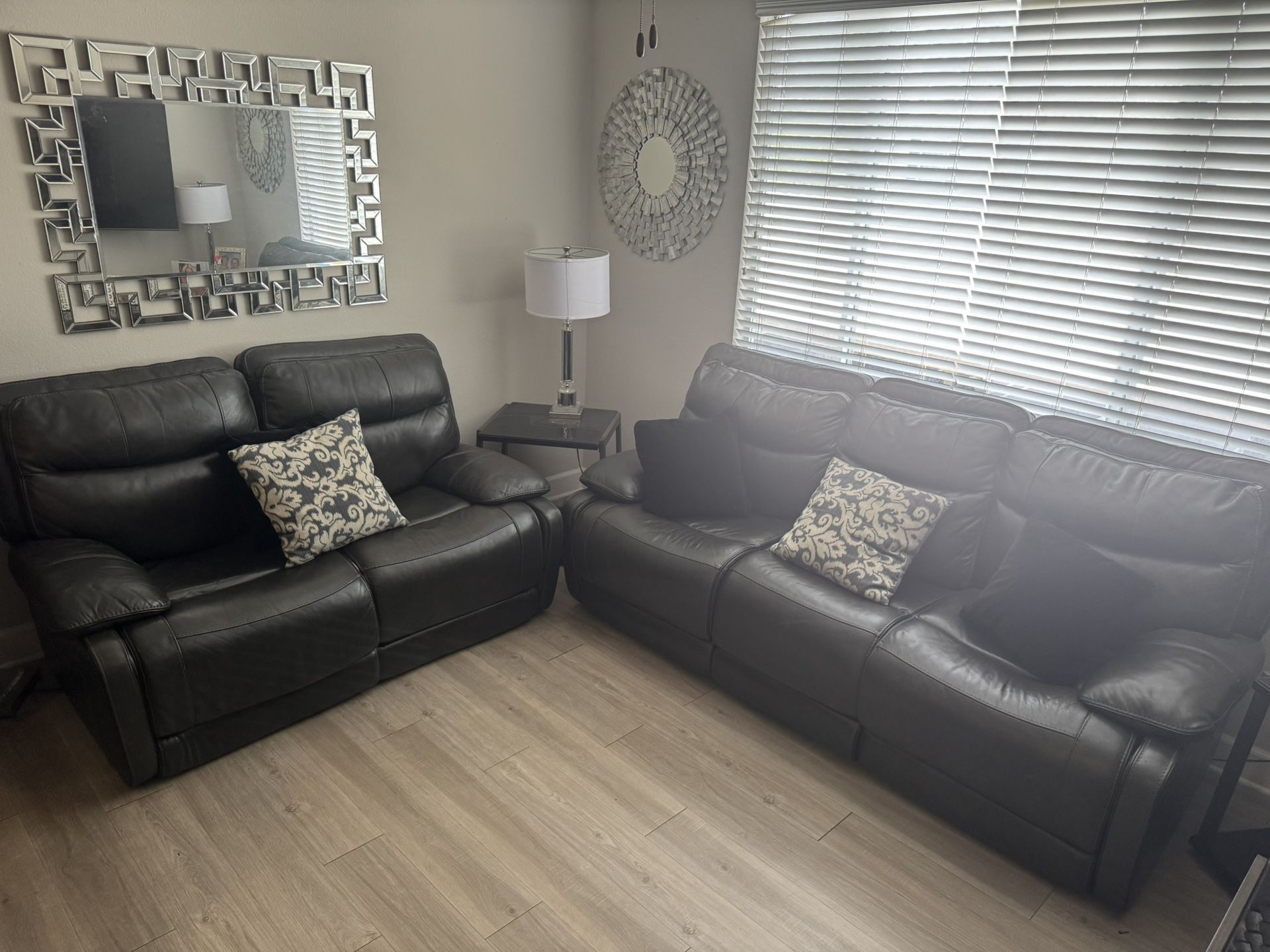 Sofa Set (Recliners)