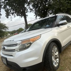 Ford Explorer 