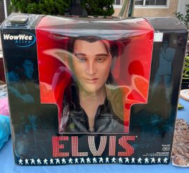 WowWee Elvis Presley 9005 Bust Singing Robot