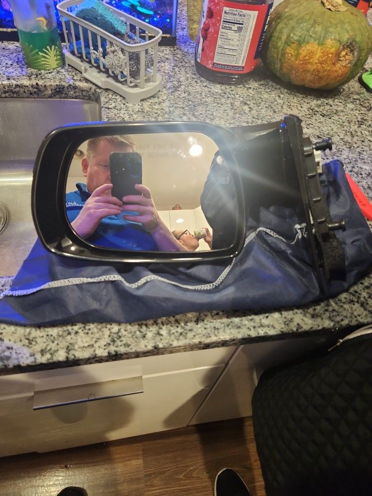 Hyunday Santa Fe 2017 Mirror