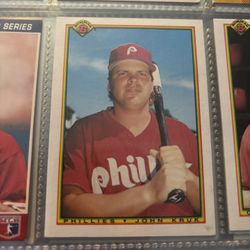 Bowman #154 John Kruk Phillies Baseball Card 1990