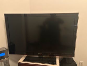 Samsung 46” plasma TV