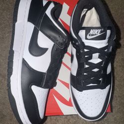 Nike Panda Dunks under Retail