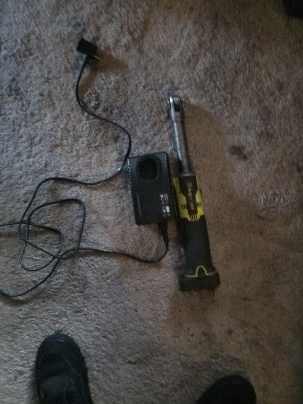 Snap On Ratchet 3/8 With Charger