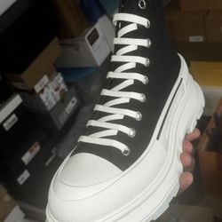 Alexander McQueen Men’s Thread Slick Boots