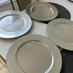Silver Charger Plates (4)