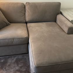 2 Piece Love Seat Chase