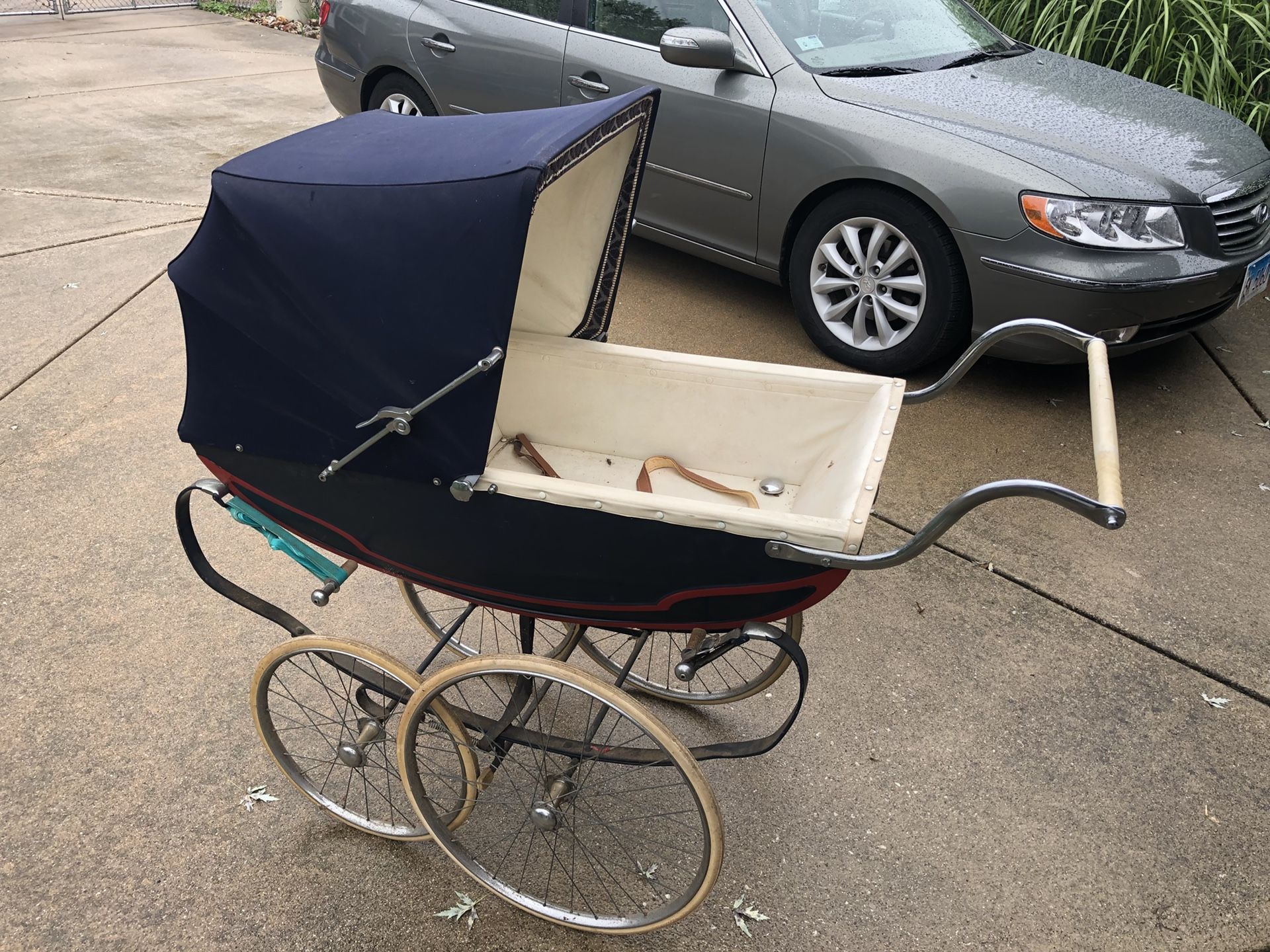 Antique Baby Buggy for Sale in Itasca, IL OfferUp