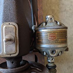 White Brand Sewing Machine/Hamilton Beach Outrigger Elactric Motor