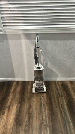Shark Vacuum 