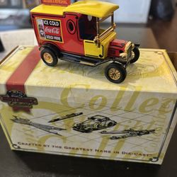 1995 Matchbox Collectibles Models of Yesteryear 1912 FORD MODEL T Coca-Cola