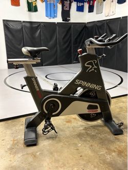 Star Trac Spinner Blade indoor cycling bike