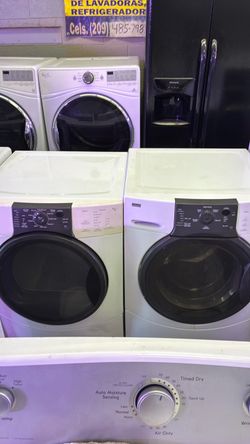 Kenmore elite Washer & dryer Set