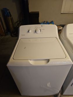 "Hot Point" washer and dryer set!