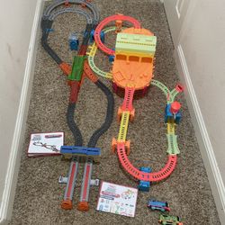 Thomas & Friends Track Master Hyper Glow Station and Railway Race Set