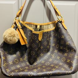 Authentic LV Mono Delightful 