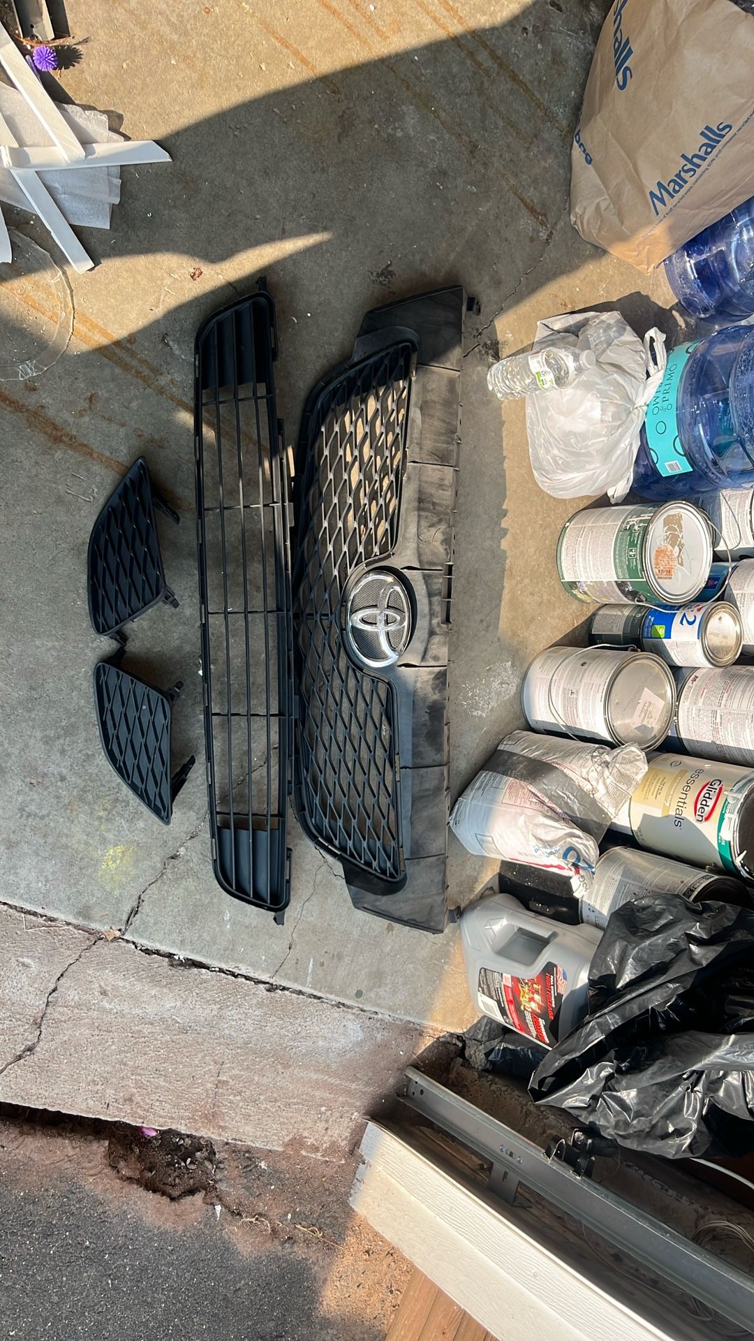 Toyota Corolla 2009 Grill