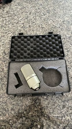MXL Condenser Microphone with Hard Case