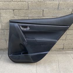 Toyota Corolla 2017 Trim Panel Tight