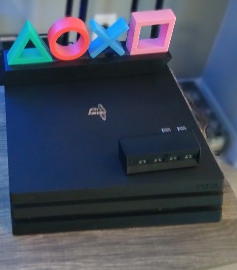 PS4 Pro Gaming Console