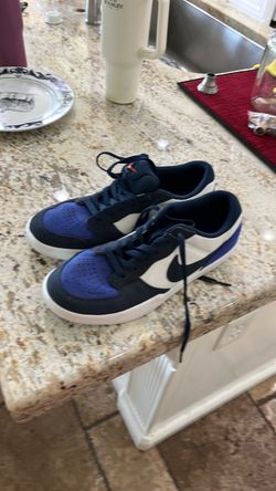 Nike shoes size 11 men’s