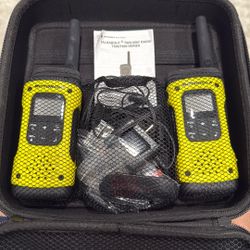 Motorola Walkie-Talkies (2pk)
