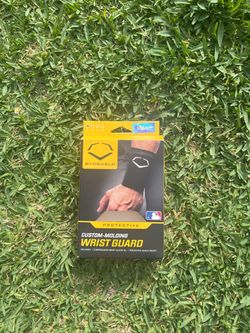 Small EvoShield Custom-Molding Wrist Guard