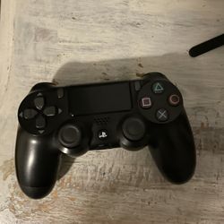 PS4 Controller