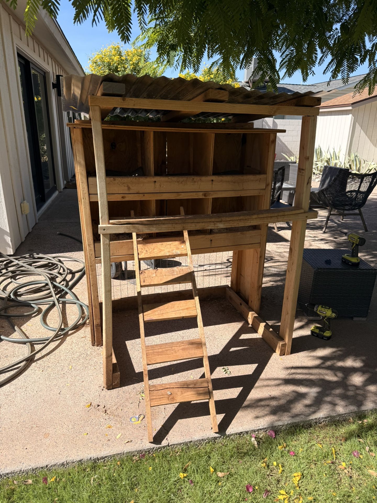 Chicken Lay Boxes And Roost Coop