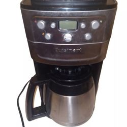 CUSINART GRIND AND BREW AUTOMATIC COFFEE MAKER 10 CUP 
