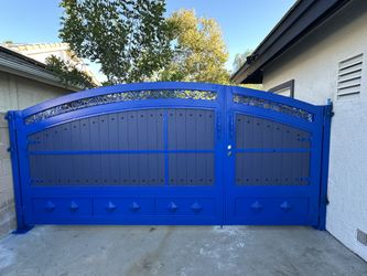 Custom Double Gate 