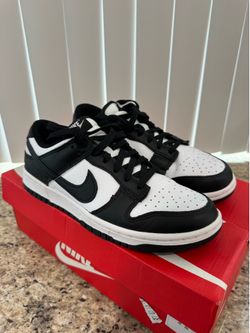 Nike Dunk Low Retrograde black and white