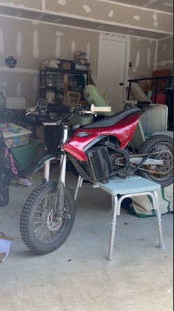 bombmoto b1