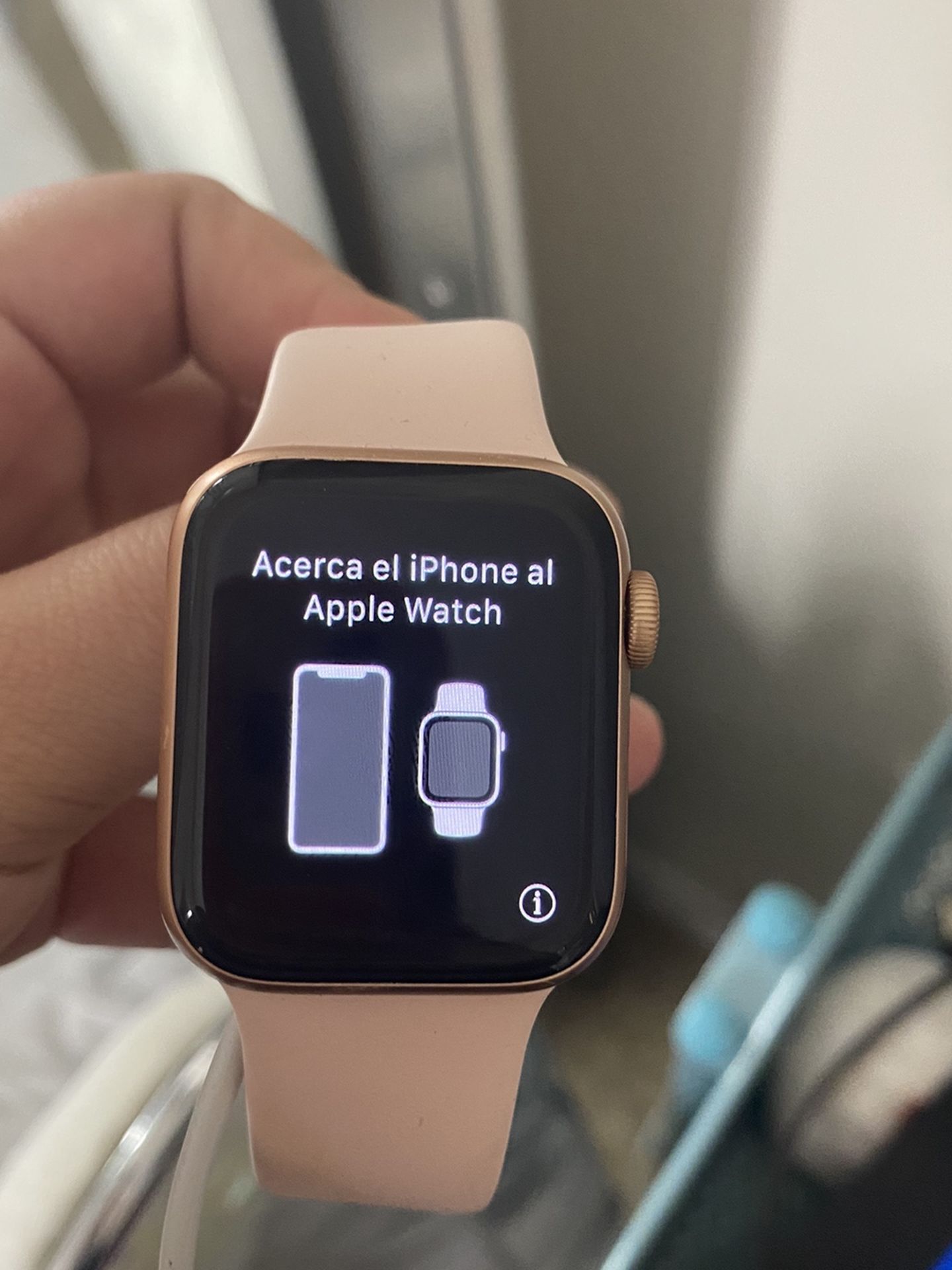 Rose Gold Apple Watch Series 5