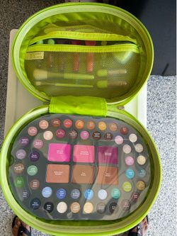 Joy, bright beauty box