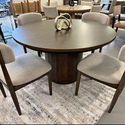 Circle Tables - Small Space Prefect - Simple - Modern - Fancy - SAME DAY DELIVERY 🚚