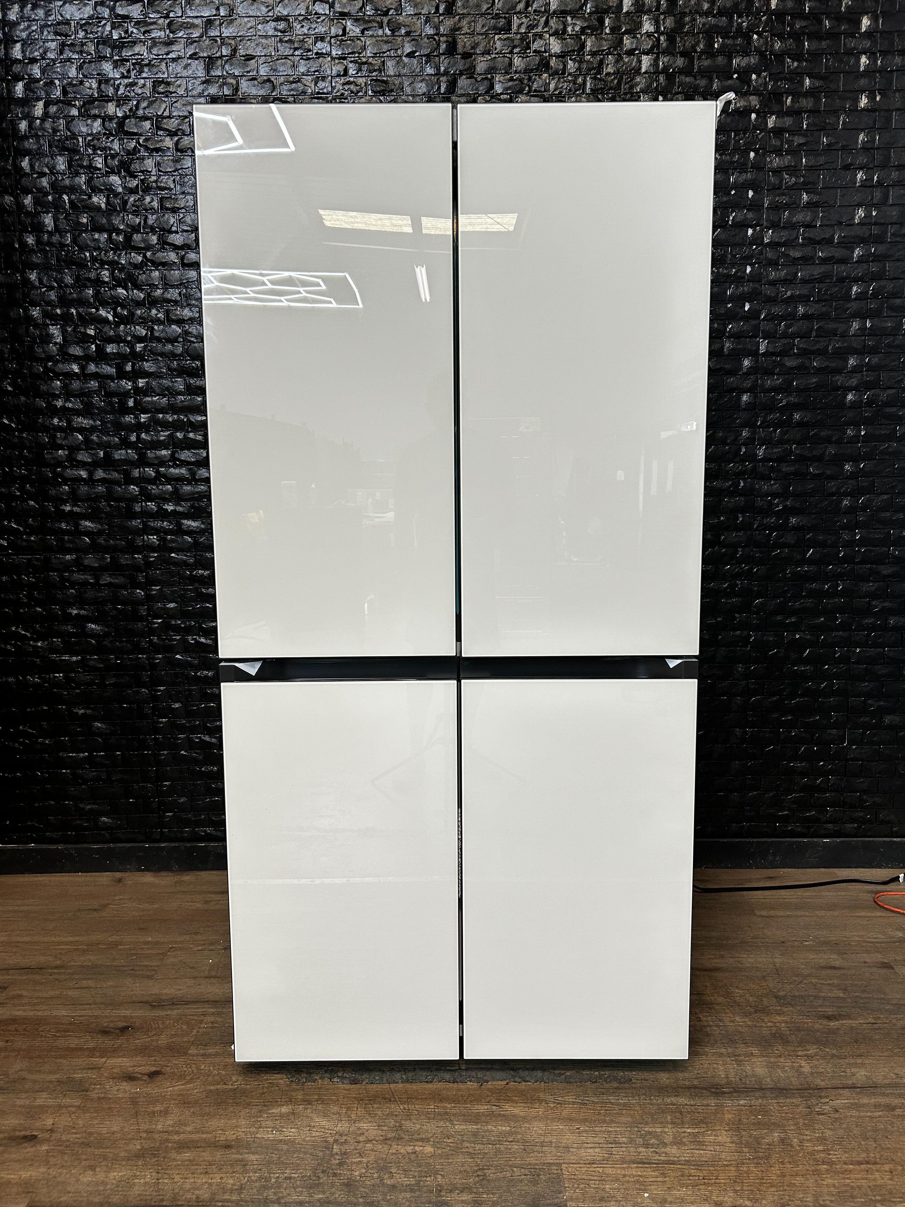 SAMSUNG BESPOKE FLEX REFRIGERATOR w/WARRANTY! R2599A